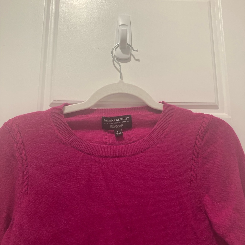 Cute, comfortable and colorful sweater from Banana Republic! - Picture 6 of 9